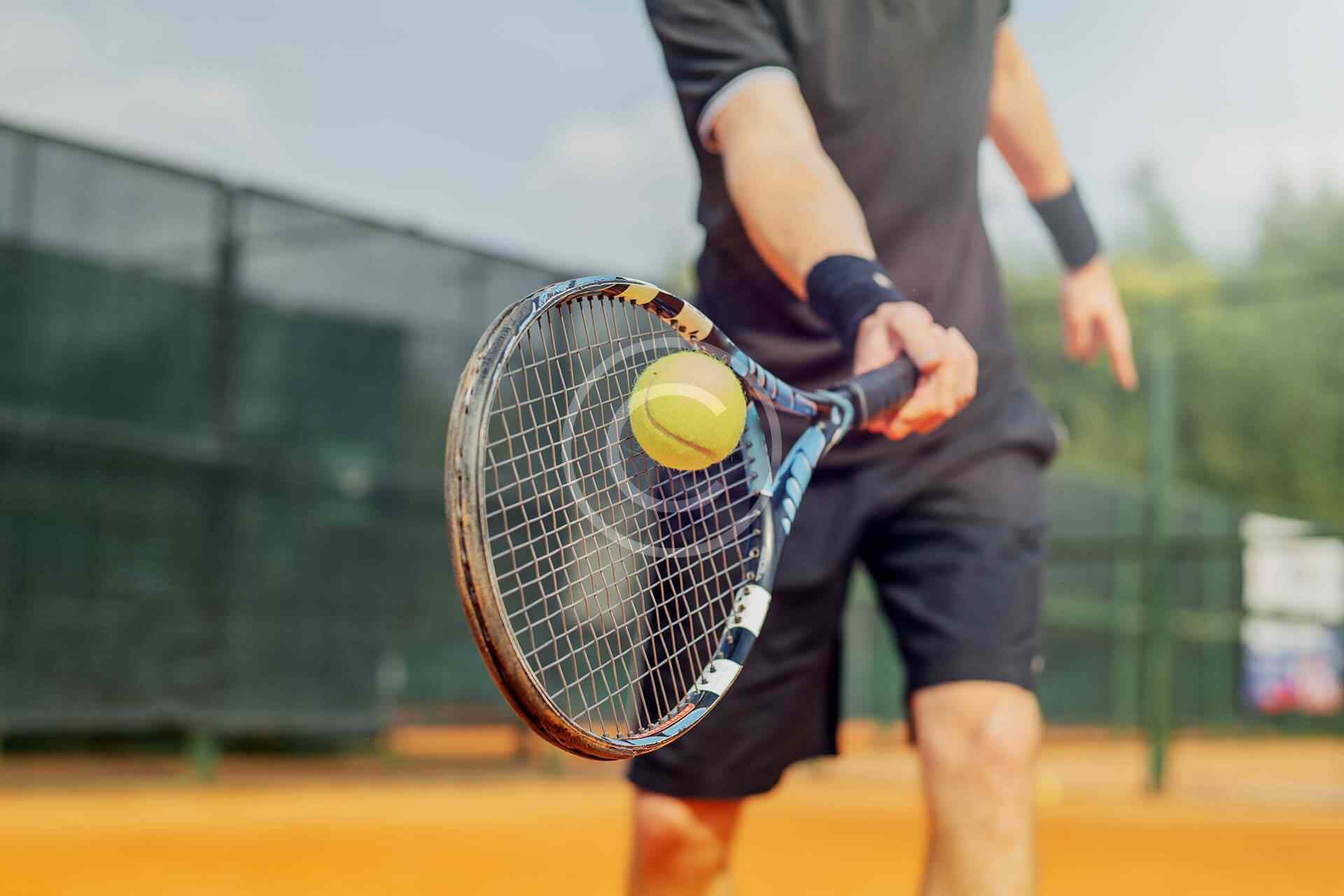 Tenis